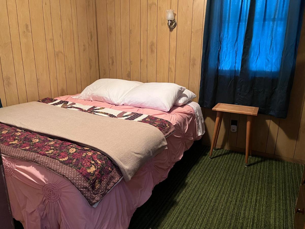 Musky Joe'S Twin Pines Resort New Post Luaran gambar